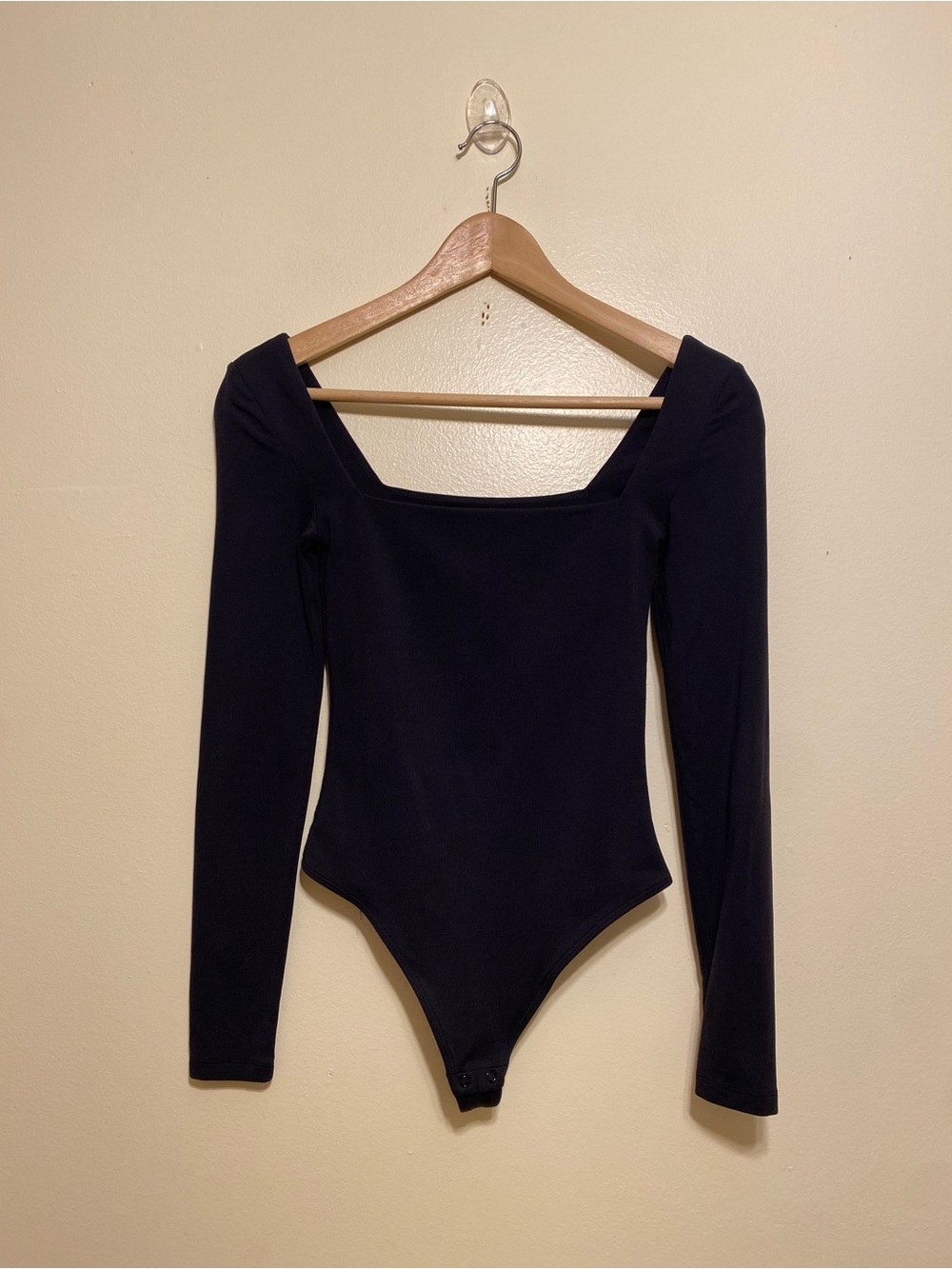Babaton Black Long-Sleeve Square Neck Bodysuit. Size XS